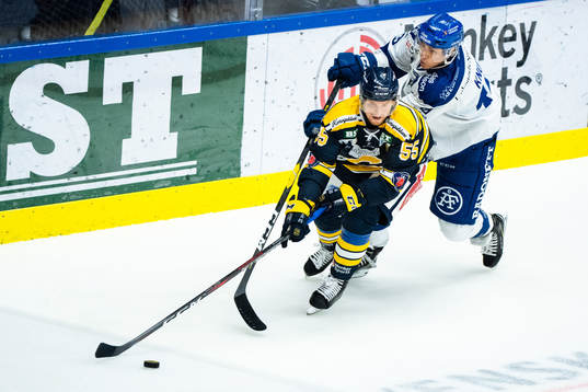 Södertäljes Marcus Fagerudd och Leksands Jon Knuts