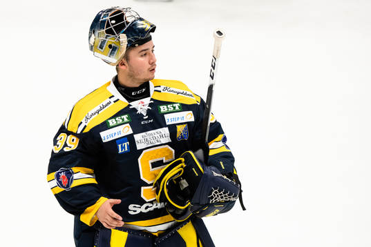 Södertäljes målvakt George Sörensen deppar
