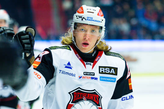 Malmö Redhawks Marcus Sylvegård jublar