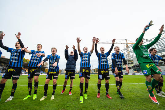 Sirius spelare jublar