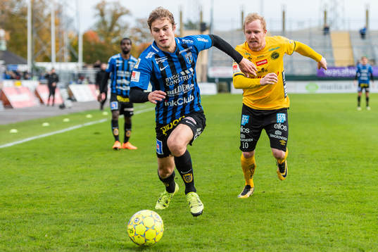 Sirius Sam Lundholm och Elfsborgs Simon Lundevall