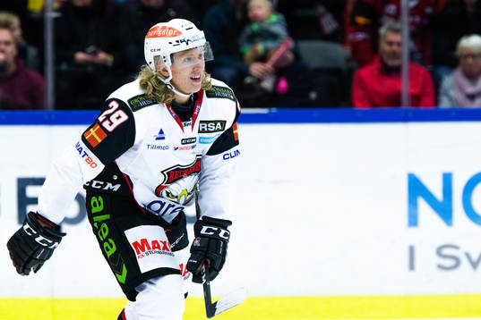 Malmö Redhawks Marcus Sylvegård jublar