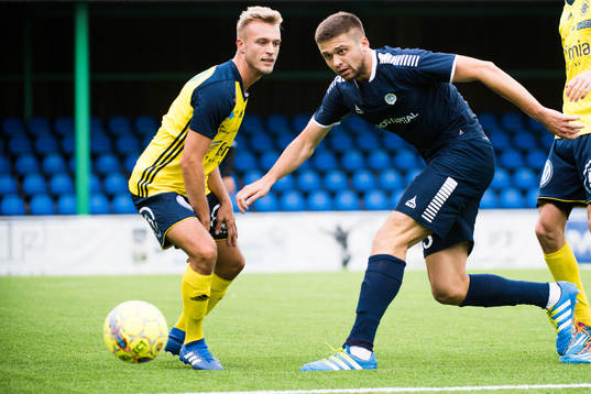 Ängelholms Hampus Agerström och Utsiktens Semir Aganspahic