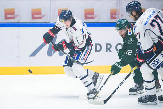 Linköpings Fredrik Karlström och Färjestads Per Åslund