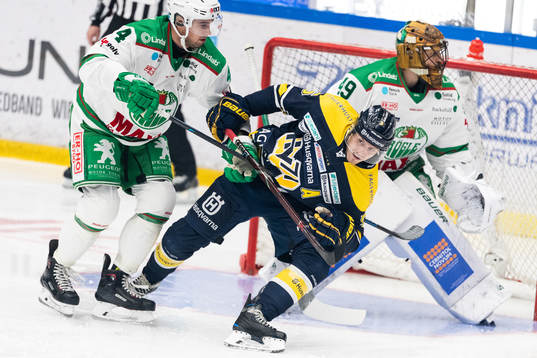 s Christoffer Persson och Rögles Kodie Curran