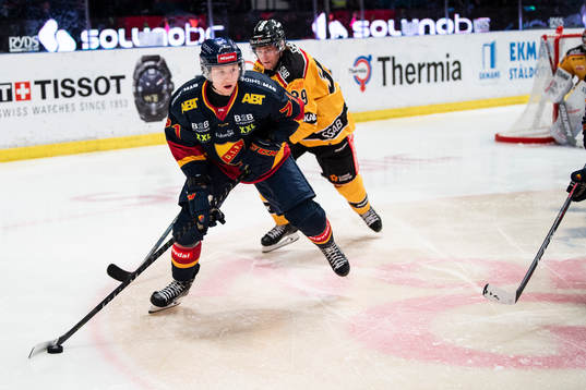 Djurgårdens Jonathan Davidsson och Luleås Pontus Själin