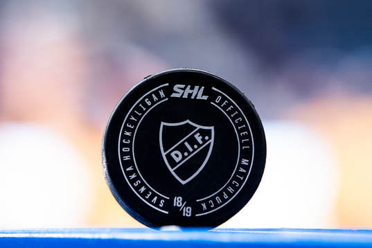Den officiella matchpucken