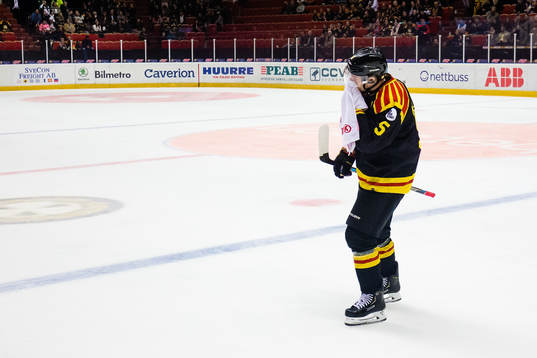 Brynäs Lukas Kilström deppar