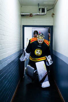 Brynäs målvakt Tomi Karhunen innan ishockeymatchen i SHL