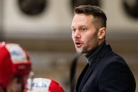 Almtunas tränare Martin Gudmundsson