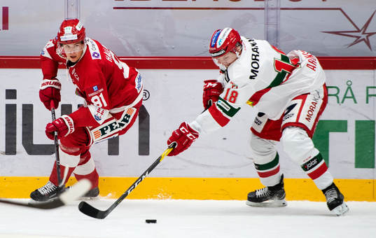 Timrås Filip Hållander och Moras Emil Aronsson