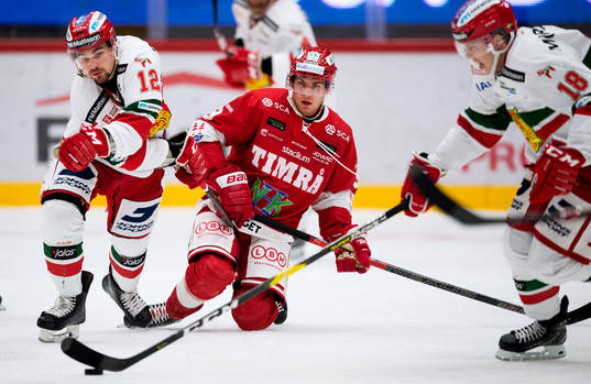 Moras Kevin Gagné och Timrås Rickard Palmberg