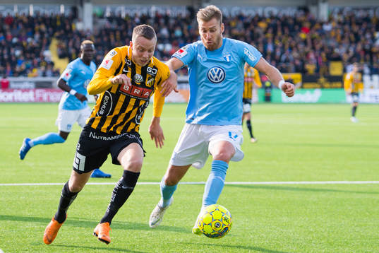 Häckens Viktor Lundberg och Malmö FFs Rasmus Bengtsson