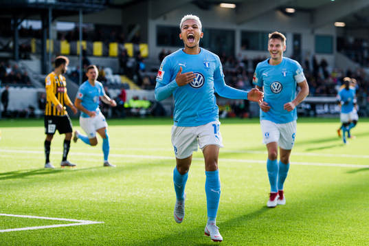 Malmö FFs Romain Gall jublar