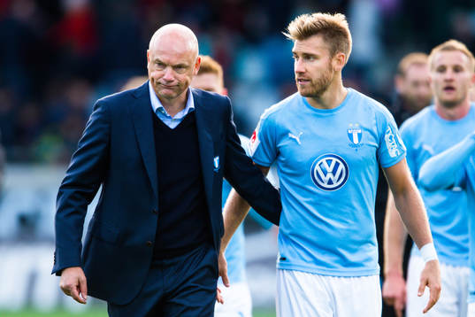 Malmö FFs tränare Uwe Rösler  och Rasmus Bengtsson deppar