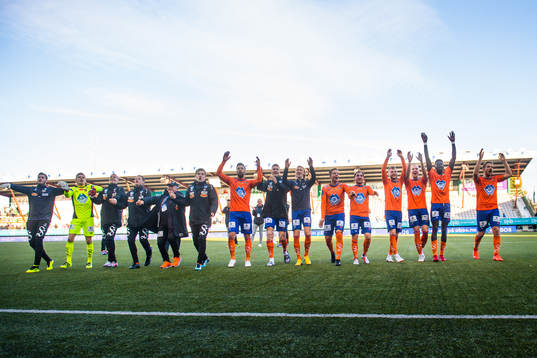 Bläddra bland fler bilder av Football, OBOS-ligaen, HamKam - Aalesund