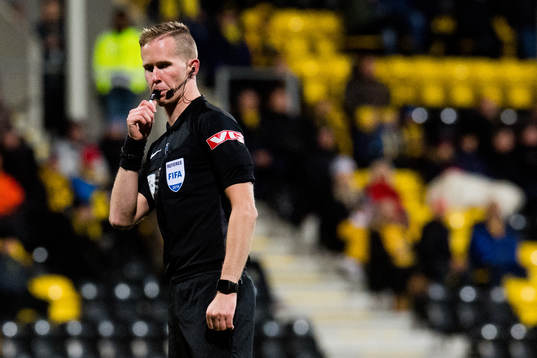 Kristoffer Hagenes, referee