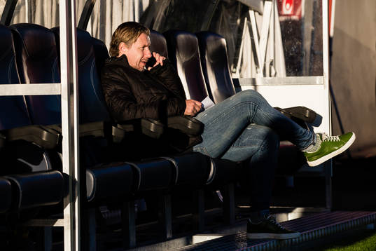 Hammarbys sportchef Jesper Jansson innan fotbollsmatchen i