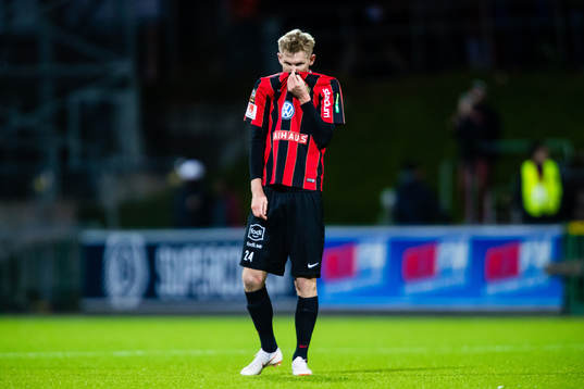 Brommapojkarnas Fritiof Björkén deppar