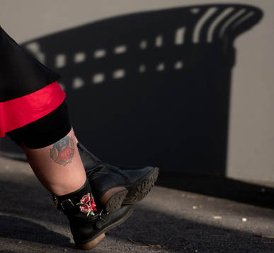 En tatuering av Helsingborgs klubbmärke