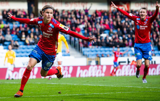 Helsingborgs Max Svensson jublar