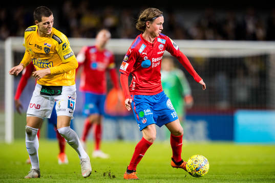 Falkenbergs Mergim Laci och Helsingborgs Max Svensson