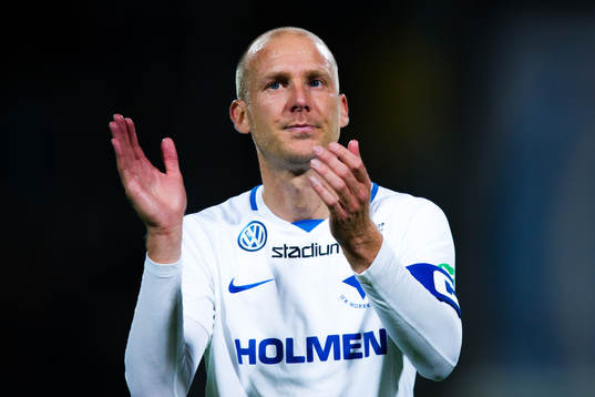 Norrköpings Andreas Johansson tackar publiken