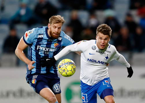 Djurgårdens Niklas Gunnarsson och Norrköpings Simon Skrabb