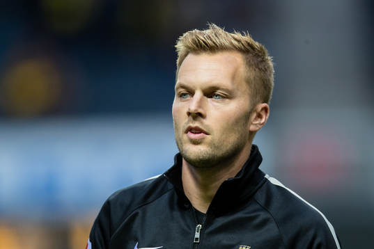 s Sebastian Larsson