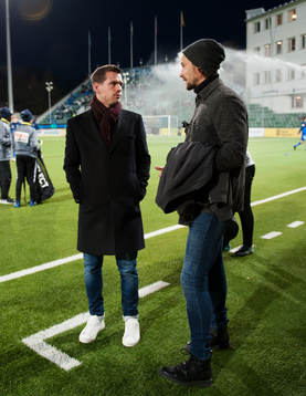 Sundsvalls Linus Hallenius och assisterande tränare Ferran