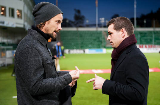 Sundsvalls Linus Hallenius och assisterande tränare Ferran