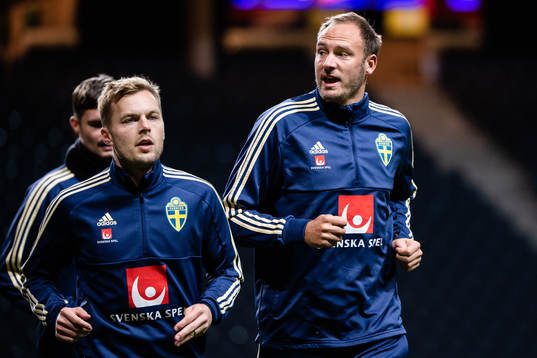 Sveriges Sebastian Larsson och Andreas Granqvist