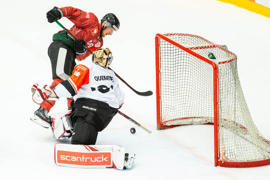 Simon Hjalmarsson of Frölunda