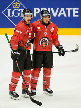 Tim Söderlund celebrates scoring 3-0 with team mate Simon