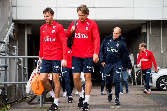 Ole Kristian Selnæs and Sander Berge of Norway arrive
