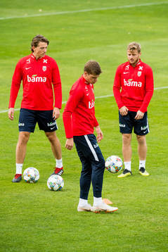 Sander Berge, Alexander Sørloth and Fredrik Midtsjø of