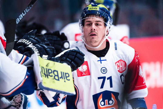 Kristian Kuusela of Tappara celebrate the 1-3 goal