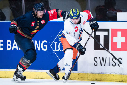 Daniel Widing of Djurgården and Valtteri Kemiläinen of