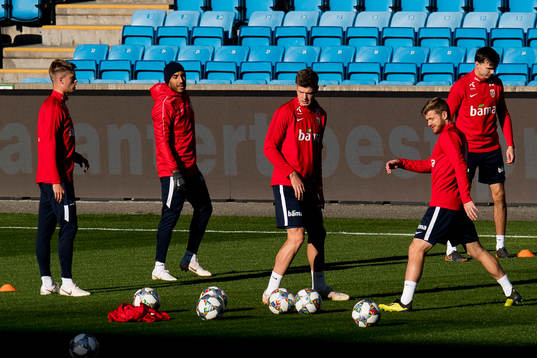 Alexander Sørloth and Fredrik Midtsjø of Norway