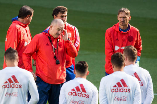 Head coach Stanislav Cherchesov of Russia