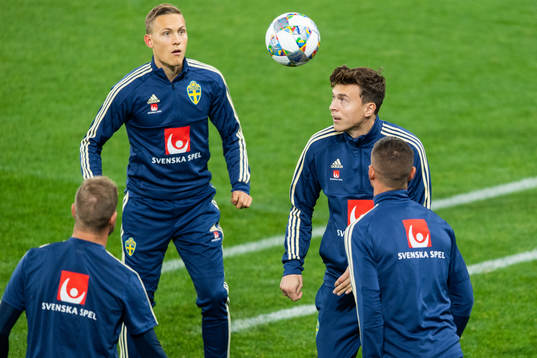 Ludwig Augustinsson and Victor Nilsson Lindelöf of Sweden
