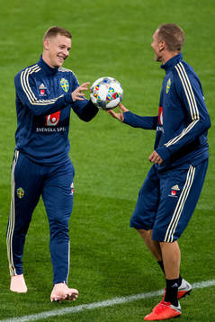 Emil Krafth and goalkeeper Robin Olsen of Sweden