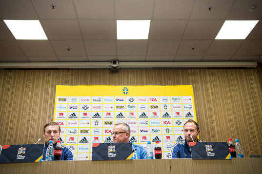 Emil Forsberg, head coach Janne Andersson and Andreas
