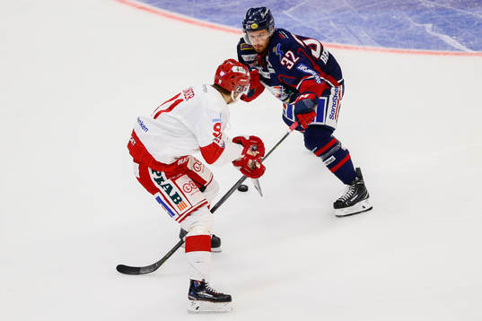 Linköpings Lukas Bengtsson och Timrås Filip Hållander