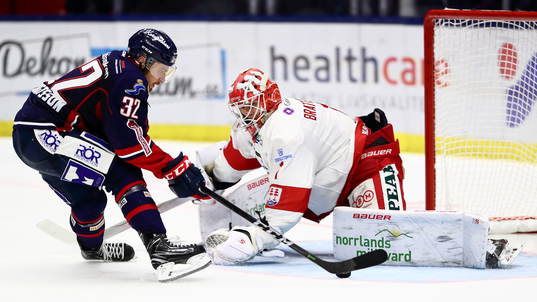 Målchans för Linköpings Lukas Bengtsson på Timrås