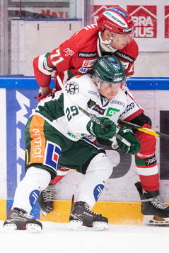 Moras Marek Daloga och Färjestads Oskar Steen