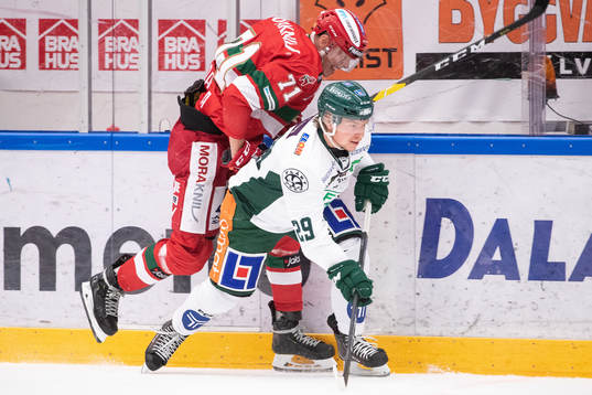 Moras Marek Daloga och Färjestads Oskar Steen