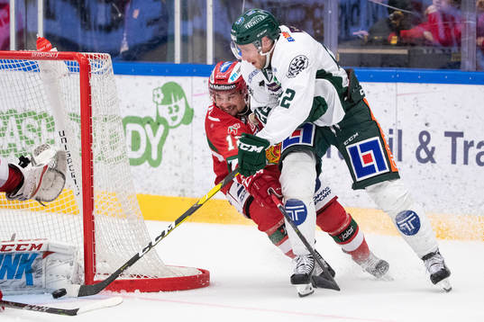 Moras Kevin Gagné och Färjestads Per Åslund