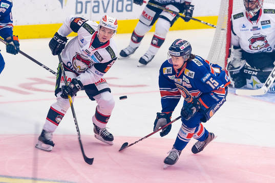 Malmö Redhawks Tobias Ekberg och Växjös Dominik Bokk