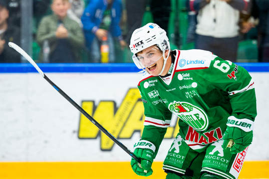 Rögles Leon Bristedt jublar